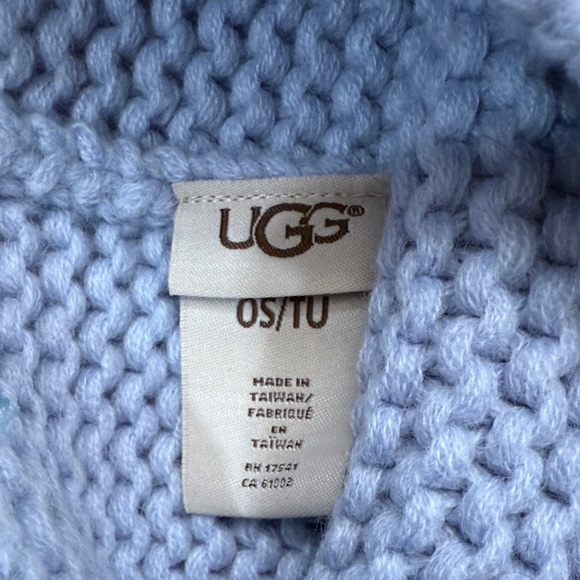 UGG Knit Wool Blend Pom Beanie in Soft Blue - Picture 4 of 5